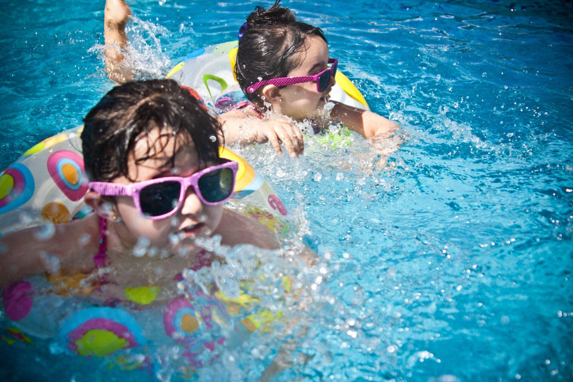 toddlers in a swimming pool