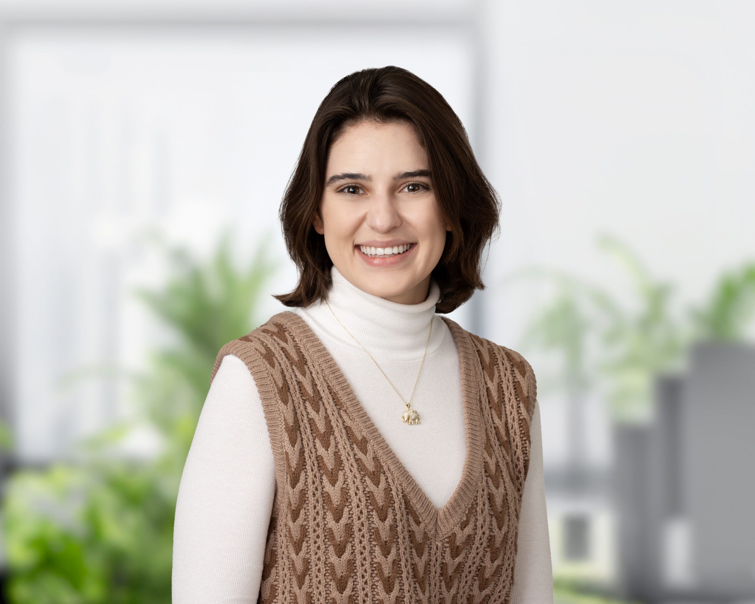 Mia Imparato legal assistant headshot
